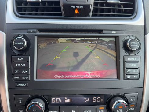 Used 2017 Nissan Altima 2.5 SV w/ Convenience Package FWD image 22