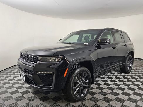New 2026 Jeep Grand Cherokee Limited AWD/4WD image 8