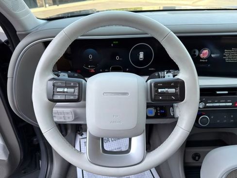 Used 2026 Hyundai Palisade SEL AWD/4WD image 14