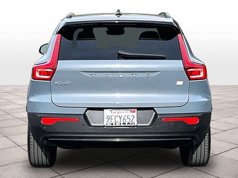 Used 2023 Volvo XC40 Recharge Ultimate AWD/4WD image 7