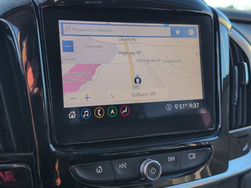 Used 2020 Chevrolet Traverse Premier w/ LPO, Blackout Package image 19