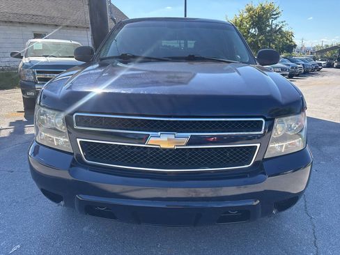 Used 2008 Chevrolet Tahoe 4WD w/ Max Trailering Package image 3