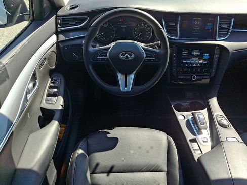 Used 2025 INFINITI QX50 Luxe AWD/4WD image 11