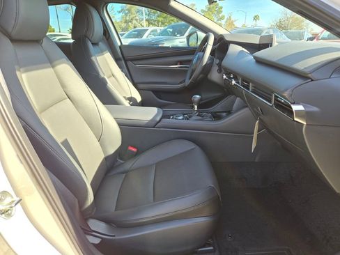 New 2026 MAZDA MAZDA3 2.5 S Hatchback w/ Premium Pkg FWD image 19