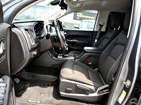 Used 2018 GMC Canyon SLE w/ SLE Convenience Package RWD image 16