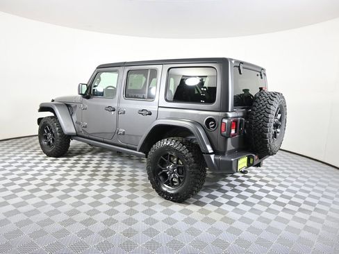 Used 2024 Jeep Wrangler Unlimited Sport AWD/4WD image 4