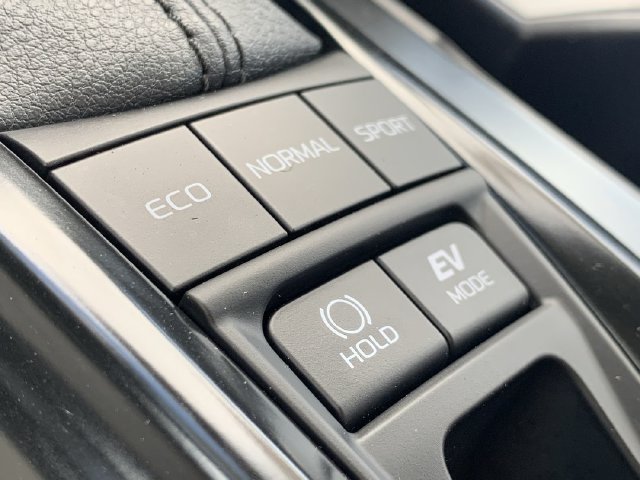 Used 2026 Toyota Camry LE w/ Convenience Package FWD image 28