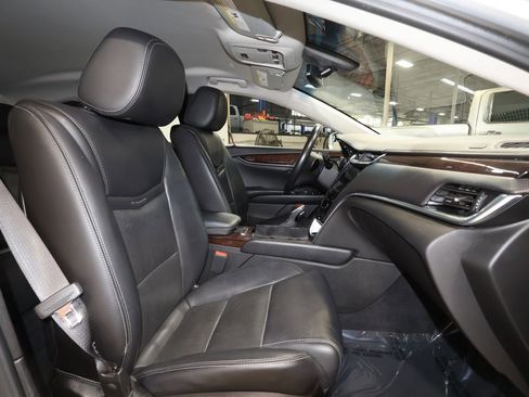 Used 2017 Cadillac XTS Luxury image 17