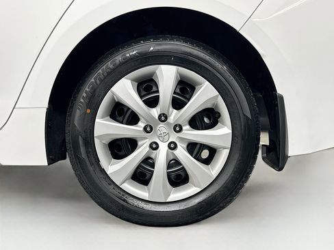 Used 2026 Toyota Corolla LE image 11