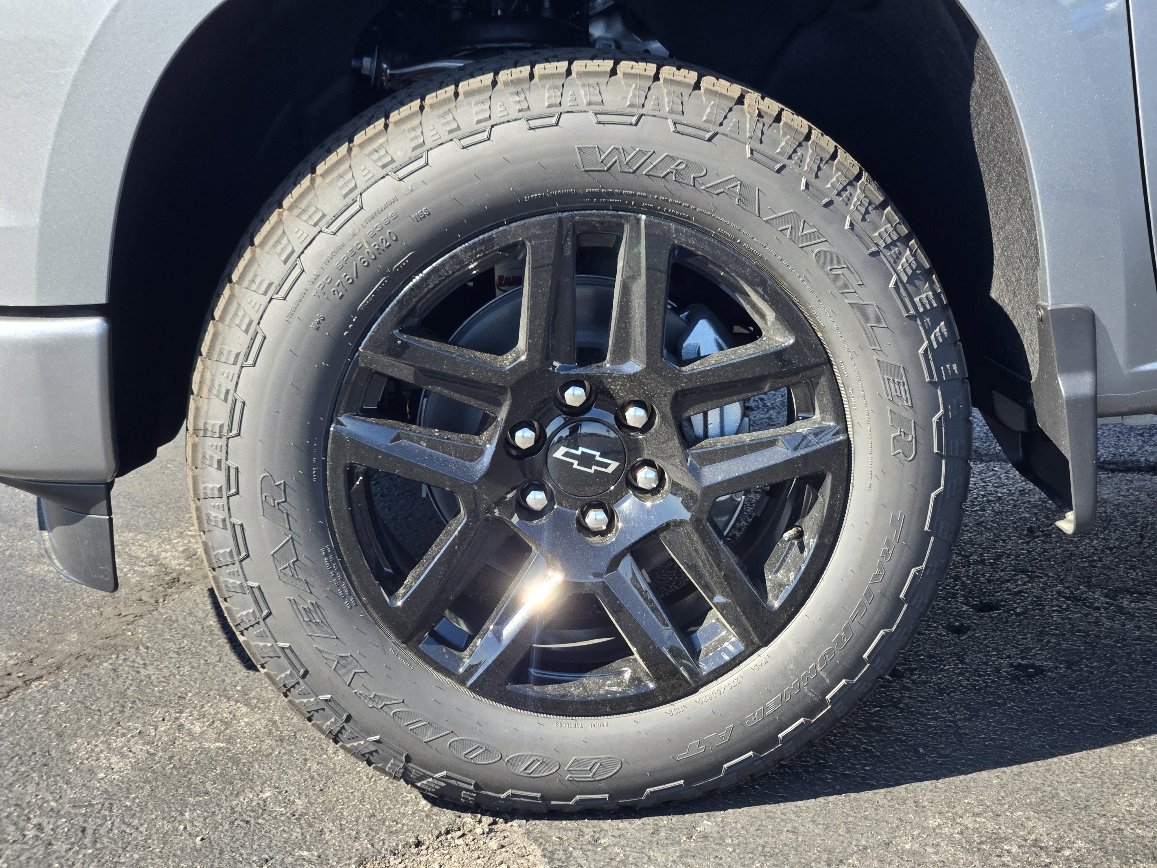 New 2026 Chevrolet Silverado 1500 RST w/ Z71 Off-Road Package AWD/4WD image 9