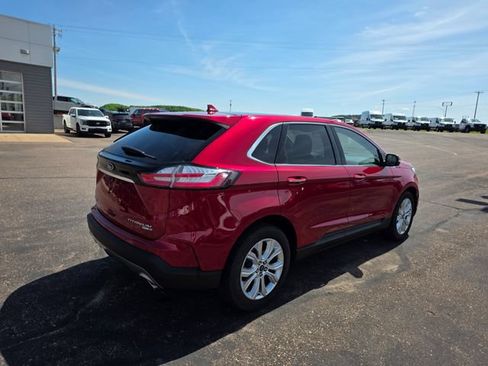 Used 2020 Ford Edge Titanium w/ Equipment Group 301A AWD/4WD image 6