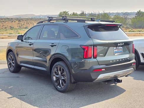 Used 2022 Kia Sorento X-Line EX AWD/4WD image 2