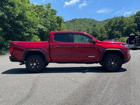 Used 2023 GMC Canyon Elevation w/ Convenience Package AWD/4WD image 8