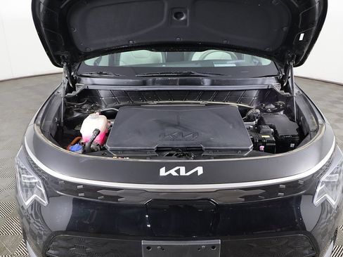 Used 2023 Kia Niro Wave w/ Wave Preserve Package image 24