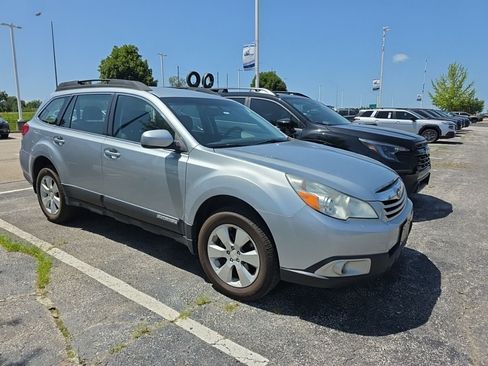 Used 2012 Subaru Outback 2.5i AWD/4WD image 5