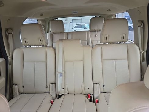 Used 2016 Ford Expedition XLT w/ Equipment Group 202A image 14