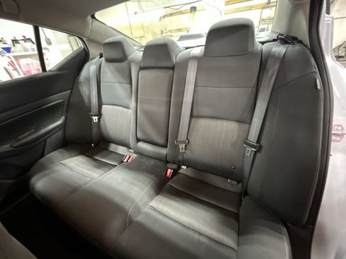 Used 2024 Nissan Altima 2.5 SV image 24