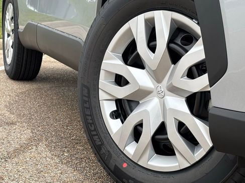 New 2026 Toyota Corolla Cross L image 2