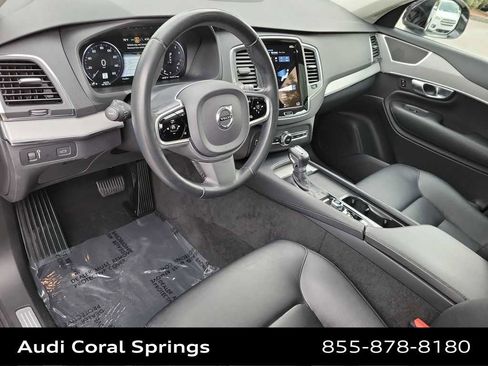 Used 2021 Volvo XC90 T5 Momentum w/ Protection Package Premier image 10