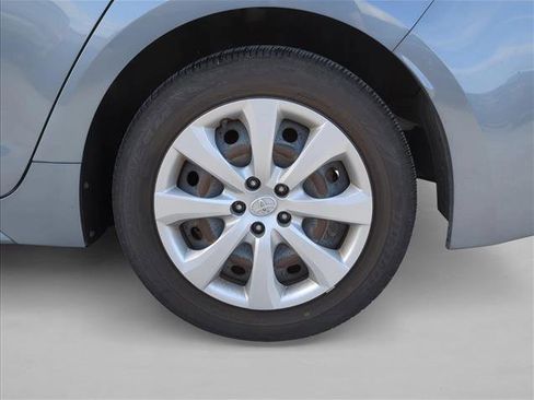 Certified 2021 Toyota Corolla LE image 8