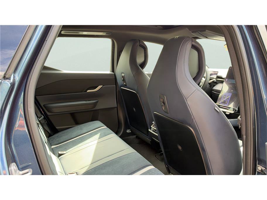 Used 2023 Fisker Ocean Extreme AWD/4WD image 23