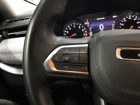 Used 2022 Jeep Compass Latitude w/ Convenience Group AWD/4WD image 37