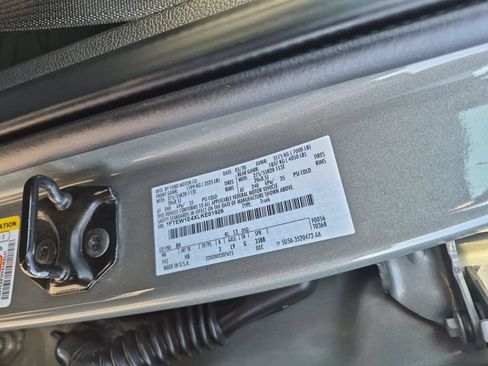 Used 2020 Ford F150 Lariat w/ Equipment Group 502A Luxury AWD/4WD image 34