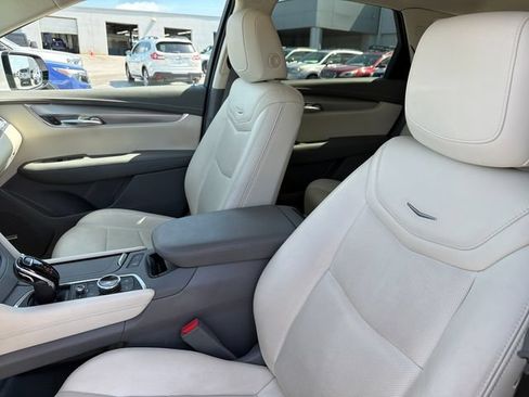 Used 2021 Cadillac XT5 Premium Luxury FWD image 20