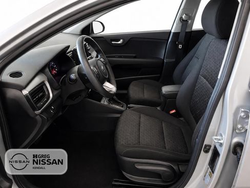Used 2020 Kia Rio S FWD image 7