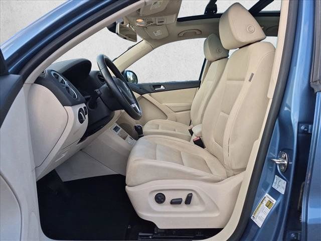 Used 2017 Volkswagen Tiguan Wolfsburg Edition FWD image 14