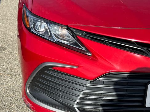 Used 2023 Toyota Camry LE FWD image 14