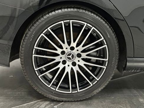 Used 2024 Mercedes-Benz C 300 Sedan image 26