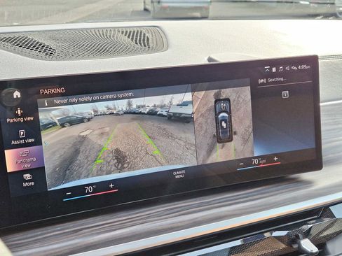 Used 2023 BMW X7 xDrive40i w/ Parking Assistance Package image 27