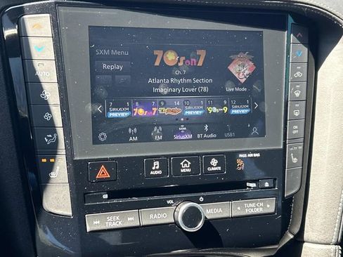 Certified 2025 INFINITI QX55 Luxe image 33