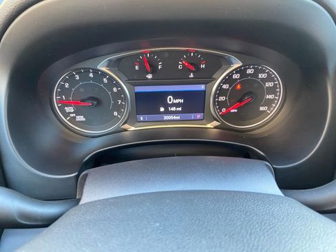 Used 2024 GMC Terrain SLT image 12