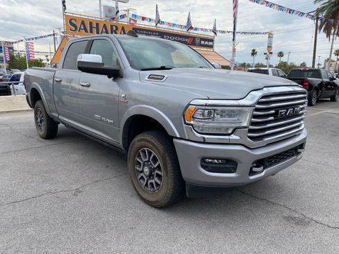 Used 2021 RAM 2500 Limited AWD/4WD image 4