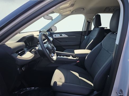 New 2026 Ford Explorer Active AWD/4WD image 9