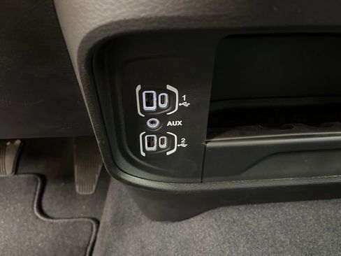 New 2026 RAM 2500 Tradesman AWD/4WD image 17