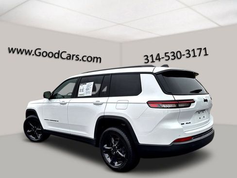 Used 2021 Jeep Grand Cherokee L Laredo image 4