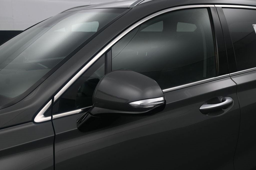 Used 2023 Hyundai Santa Fe SEL w/ Winter Weather Package FWD image 11