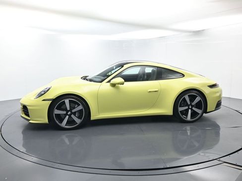 Used 2025 Porsche 911 Carrera image 2