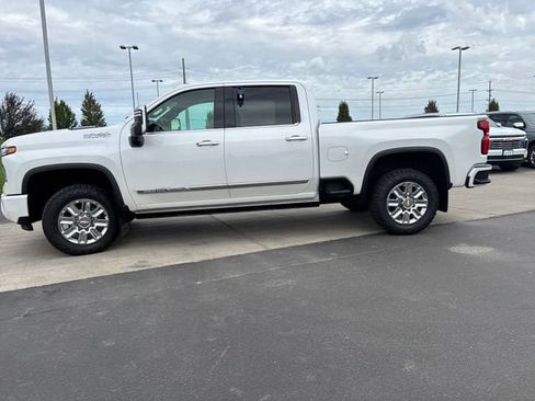 Certified 2024 Chevrolet Silverado 3500 High Country w/ High Country Premium Package AWD/4WD image 6