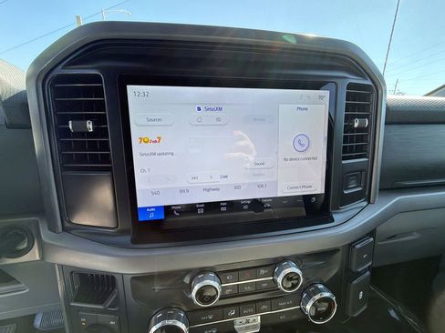 Used 2025 Ford F150 XLT w/ Equipment Group 301A Standard image 18