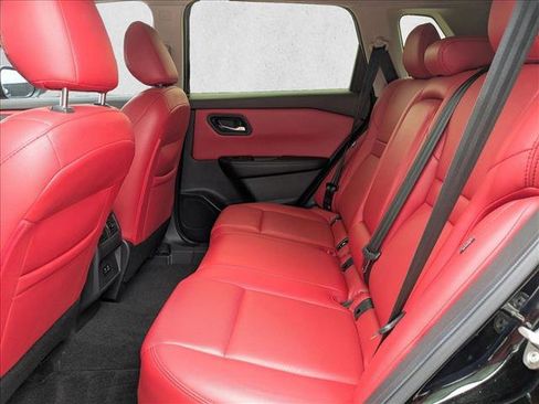 Used 2023 Nissan Rogue SV FWD image 19