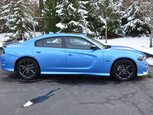 Used 2023 Dodge Charger R/T w/ Blacktop Package image 31