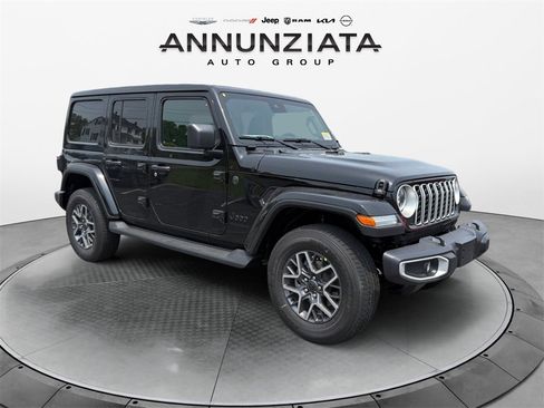 New 2025 Jeep Wrangler Sahara image 7