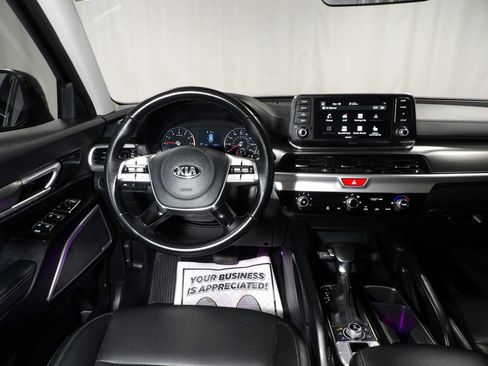 Used 2021 Kia Telluride LX AWD/4WD image 14