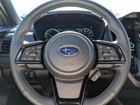 Used 2025 Subaru Forester Touring w/ Touring Package AWD/4WD image 15