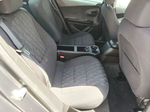 Used 2014 Chevrolet Volt w/ Enhanced Safety Package 1 FWD image 33