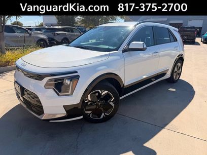 Certified 2024 Kia Niro Wind